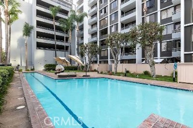 343 Pioneer Drive 1404, Glendale, CA 91203