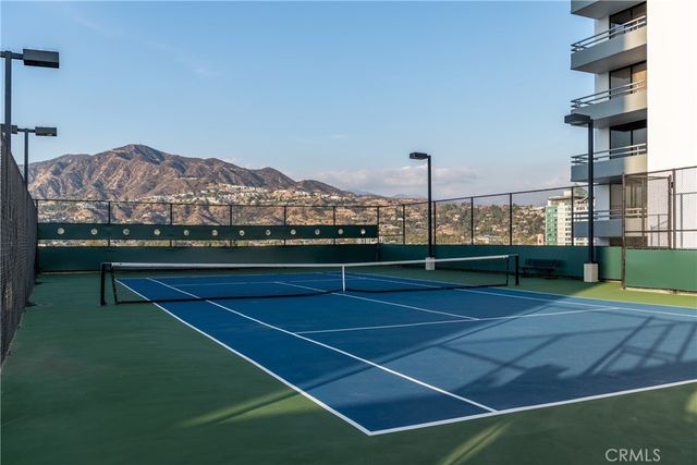 343 Pioneer Drive 1404, Glendale, CA 91203