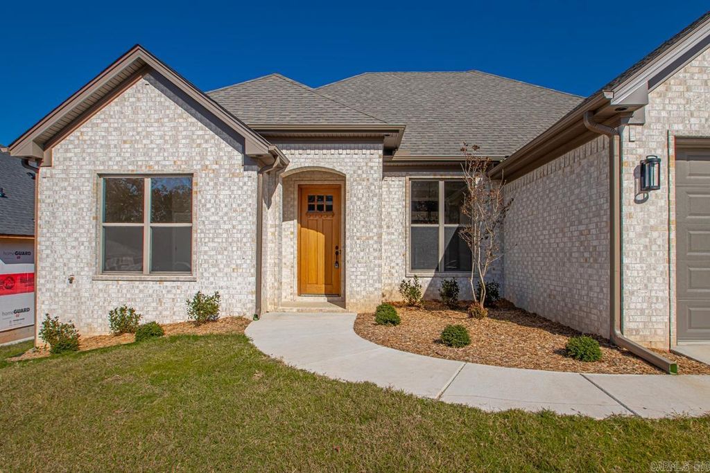 580 Valley Oak Drive, Sherwood, AR 72120