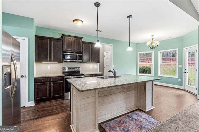 19 Stonegate Court, Dallas, GA 30157