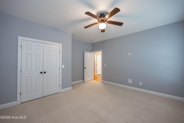 294 Pinecroft Drive, Dunn, NC 28334