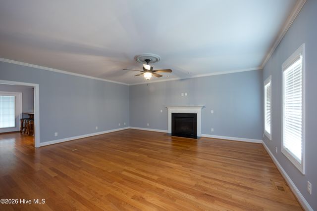 294 Pinecroft Drive, Dunn, NC 28334