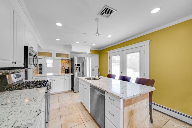 62 Oneida Avenue, South Setauket, NY 11720