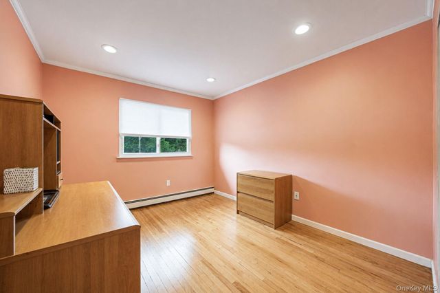 62 Oneida Avenue, South Setauket, NY 11720