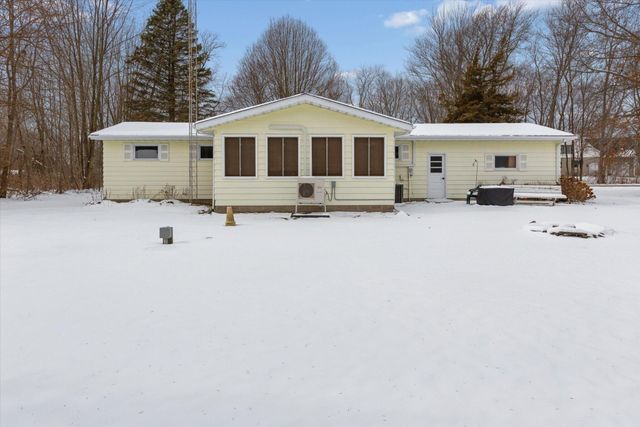 4003 Evergreen Lane, Hagar Twp, MI 49022