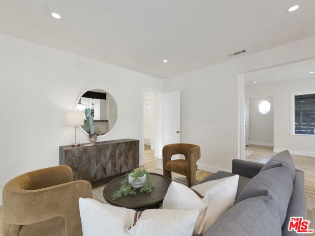 3955 Alla Road, Los Angeles, CA 90066