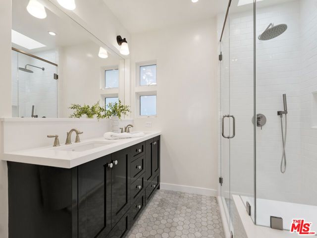 3955 Alla Road, Los Angeles, CA 90066