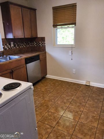 2001 Merle Circle, Decatur, GA 30032