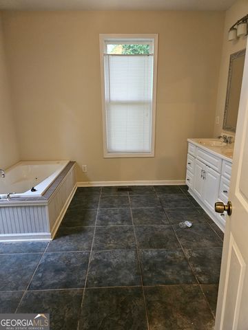 2001 Merle Circle, Decatur, GA 30032
