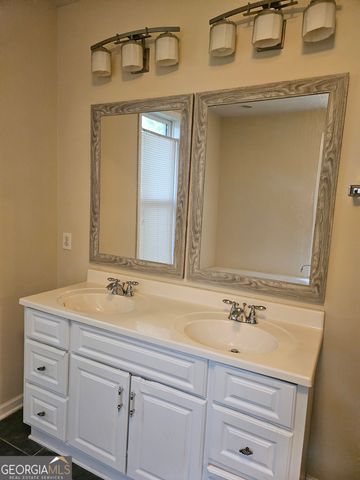 2001 Merle Circle, Decatur, GA 30032