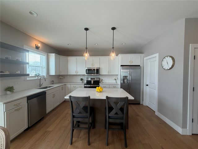 509 Gray Slate Road SW, Cedar Rapids, IA 52404