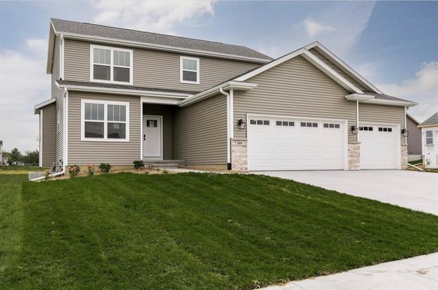 509 Gray Slate Road SW, Cedar Rapids, IA 52404