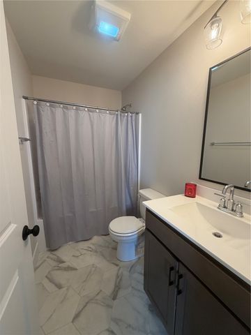 509 Gray Slate Road SW, Cedar Rapids, IA 52404