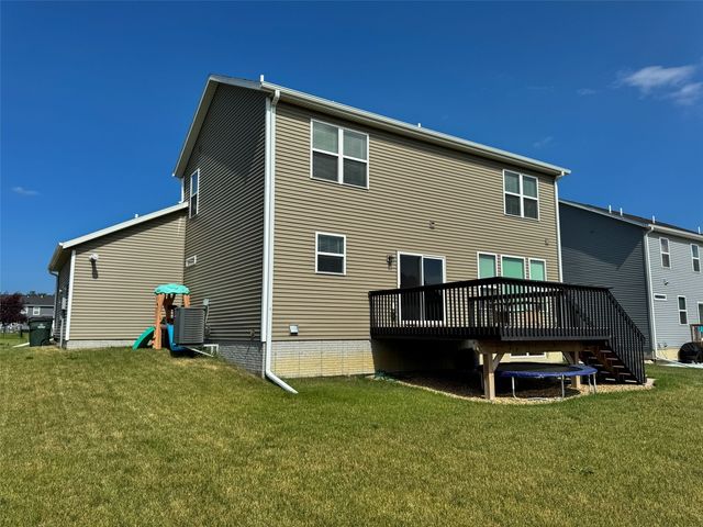 509 Gray Slate Road SW, Cedar Rapids, IA 52404