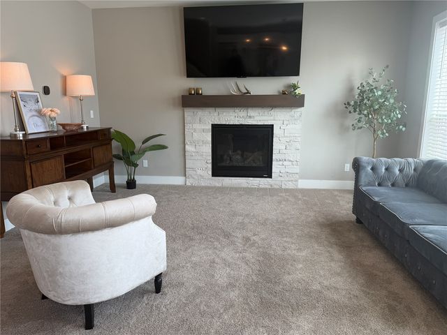 509 Gray Slate Road SW, Cedar Rapids, IA 52404
