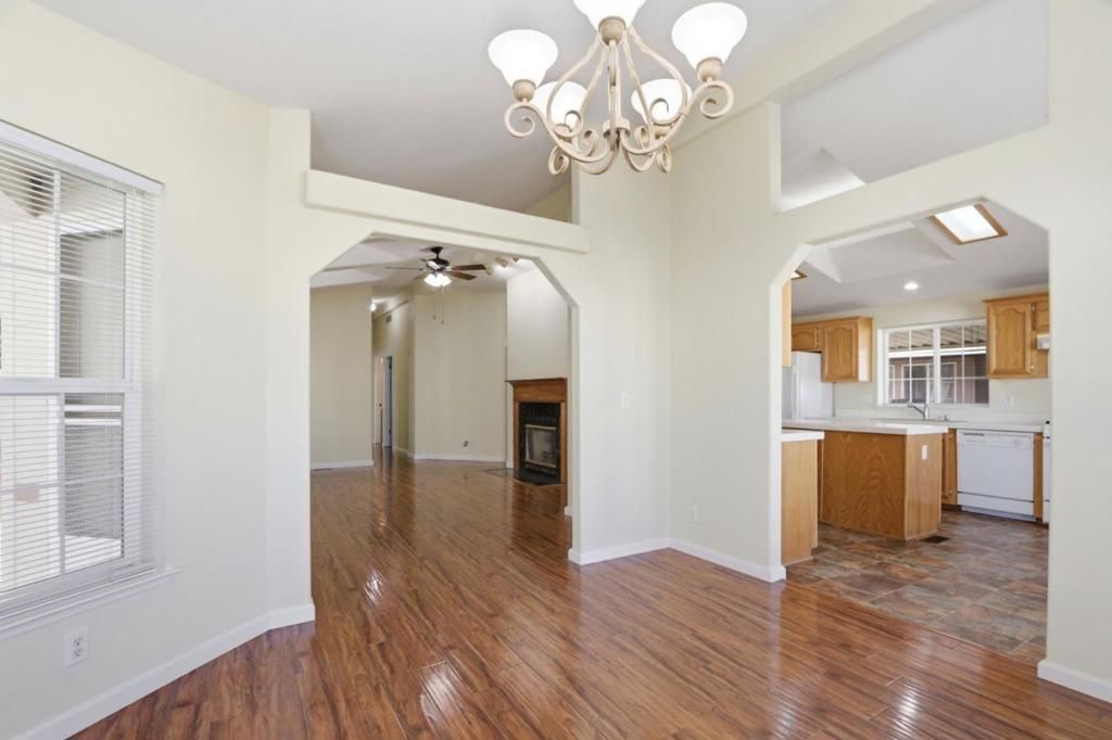 Image 17 of property listing at 1085 Tasman Drive, Sunnyvale, CA 94089