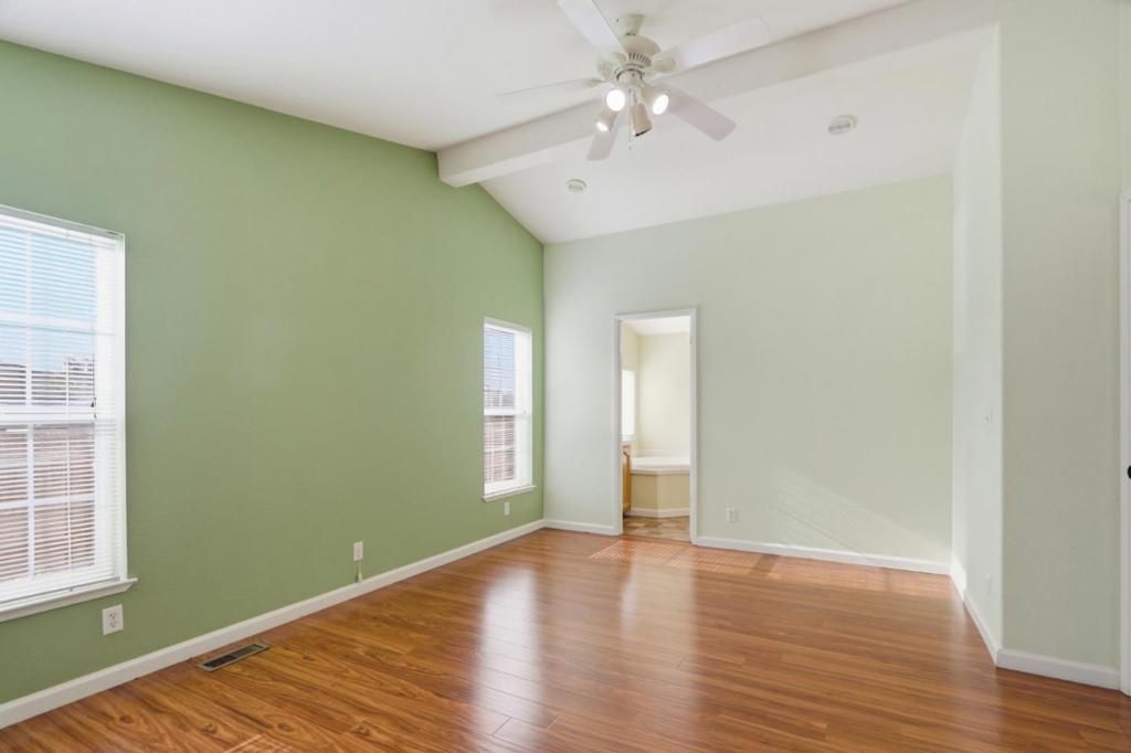 Image 18 of property listing at 1085 Tasman Drive, Sunnyvale, CA 94089