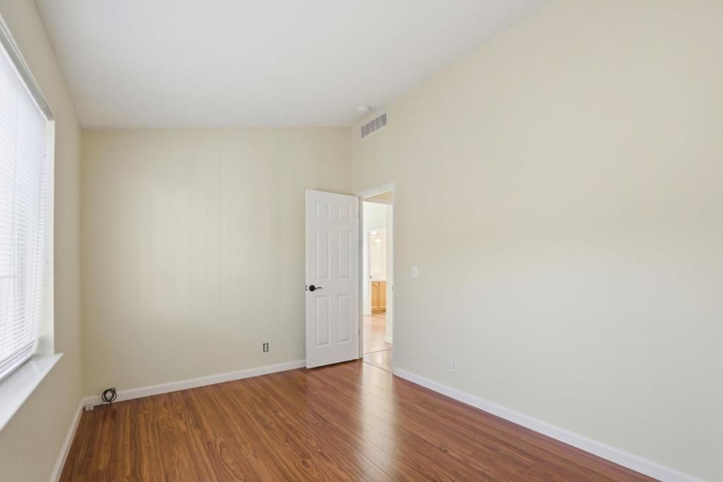 Image 23 of property listing at 1085 Tasman Drive, Sunnyvale, CA 94089