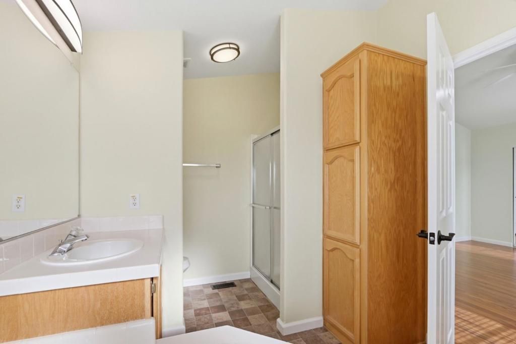 Image 29 of property listing at 1085 Tasman Drive, Sunnyvale, CA 94089