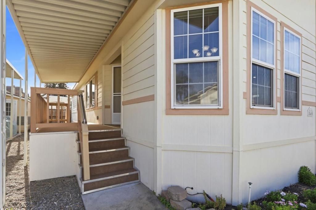 Image 4 of property listing at 1085 Tasman Drive, Sunnyvale, CA 94089