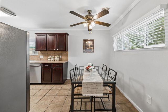 5211 Mulford Street, Houston, TX 77023