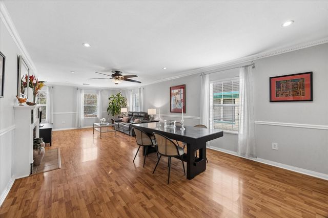 5211 Mulford Street, Houston, TX 77023