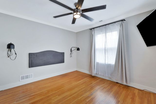 1040 N Amidon Ave, Wichita, KS 67203