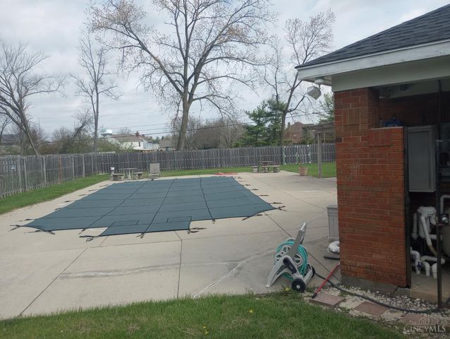 7273 Tarragon Court, West Chester, OH 45069