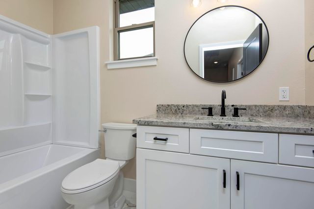 2214 W Braxton Court, Ozark, MO 65721