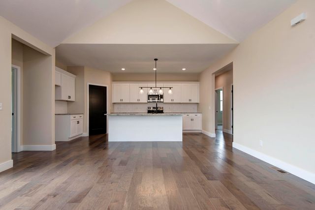 2214 W Braxton Court, Ozark, MO 65721