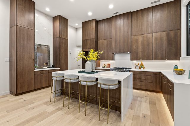 9607 Greensprint Drive, Dallas, TX 75238