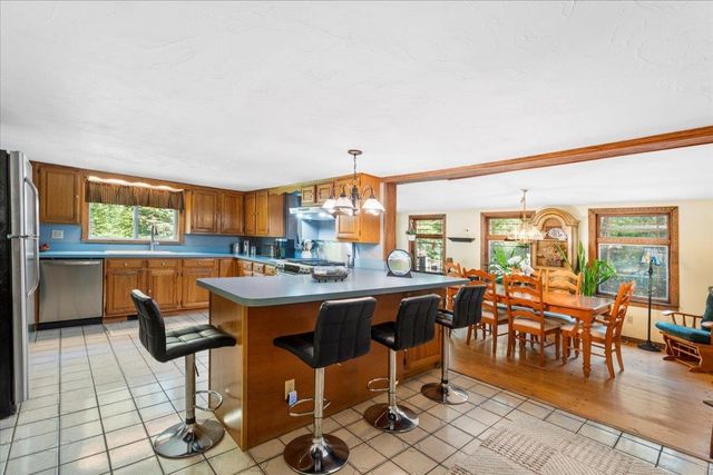 345 North Road, Deerfield, NH 03037