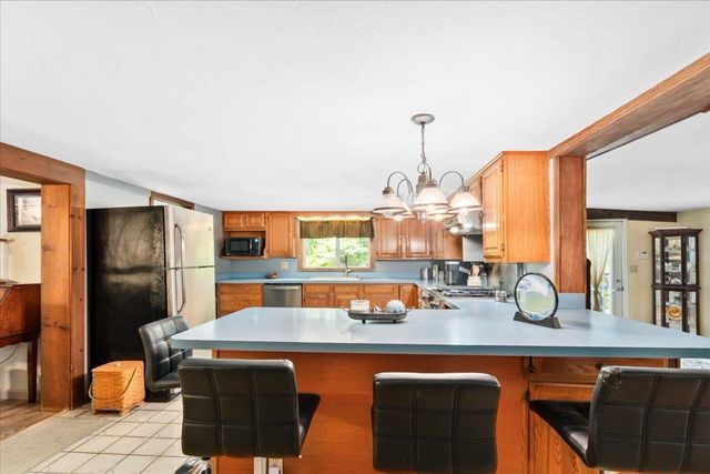 345 North Road, Deerfield, NH 03037