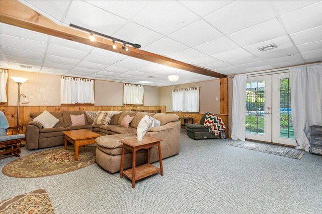 345 North Road, Deerfield, NH 03037