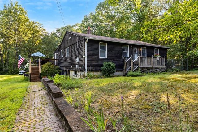 345 North Road, Deerfield, NH 03037
