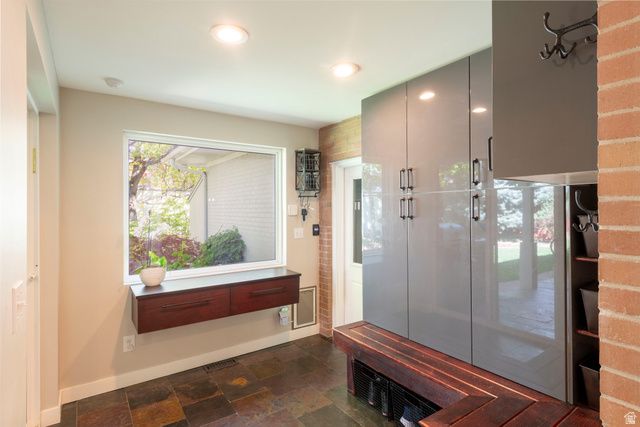 3521 S MILLHOLLOW CIR, Salt Lake City, UT 84106