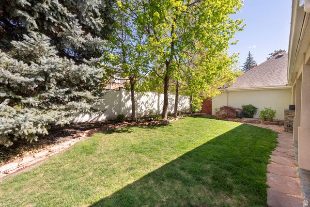 3521 S MILLHOLLOW CIR, Salt Lake City, UT 84106