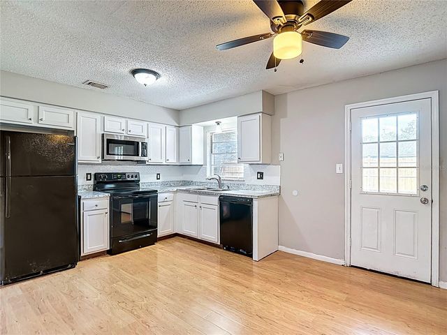 14635 STATE STREET, Dade City, FL 33523