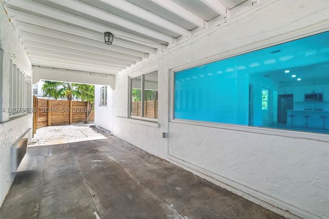 340 NE 125th St, North Miami, FL 33161