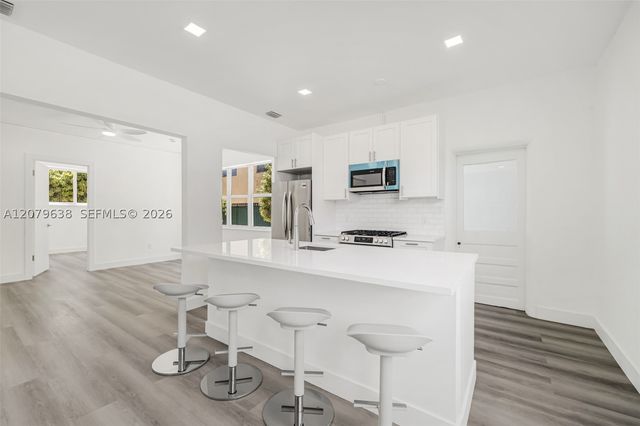 340 NE 125th St, North Miami, FL 33161