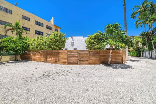 340 NE 125th St, North Miami, FL 33161