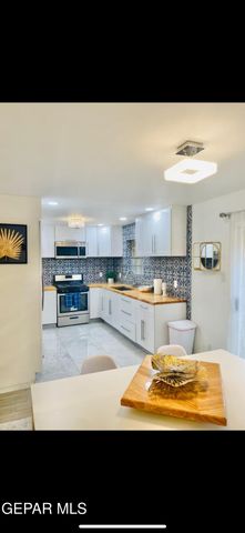 350 Thunderbird Drive 21, El Paso, TX 79912