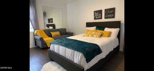 350 Thunderbird Drive 21, El Paso, TX 79912