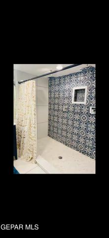 350 Thunderbird Drive 21, El Paso, TX 79912