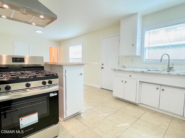 6334 Caroline Avenue, Simi Valley, CA 93063