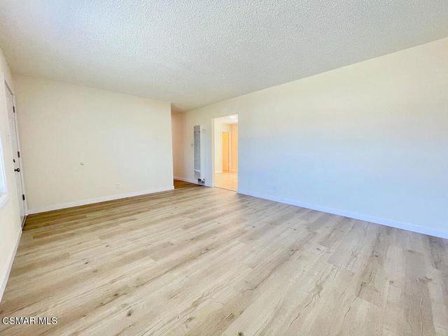 6334 Caroline Avenue, Simi Valley, CA 93063