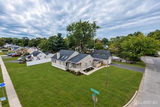 856 E Concourse, Aberdeen, NJ 07735
