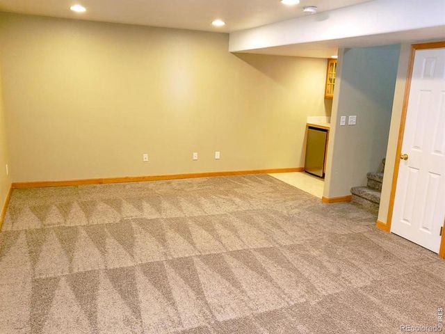 985 Winona Circle, Loveland, CO 80537