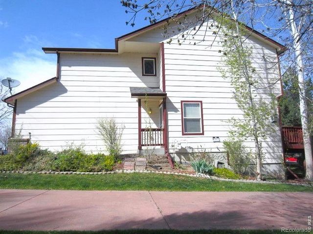 985 Winona Circle, Loveland, CO 80537