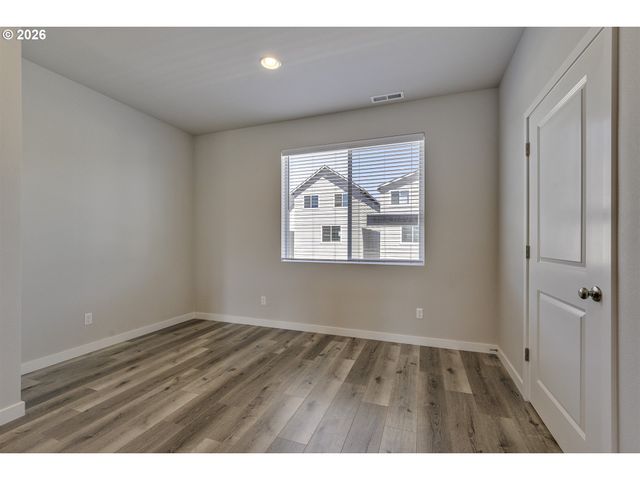 2133 36th Ave, Forest Grove, OR 97116